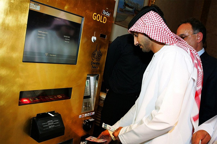 Máy ATM bán vàng tại khách sạn Emirates Palace
