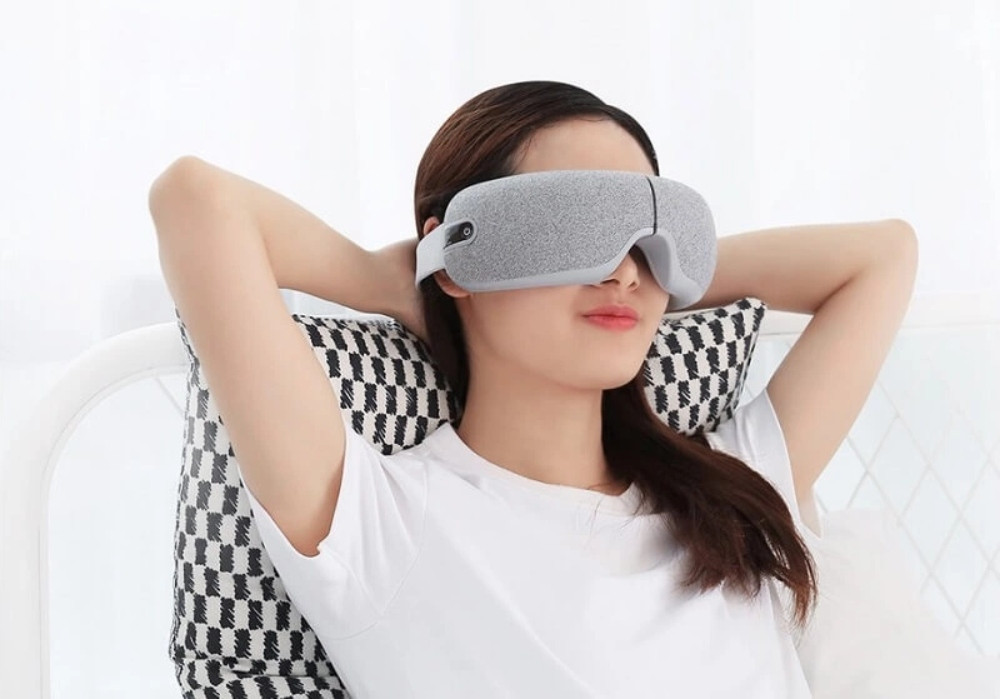 Máy massage mặt giúp làm dịu và giảm cảm giác đau nhức mặt