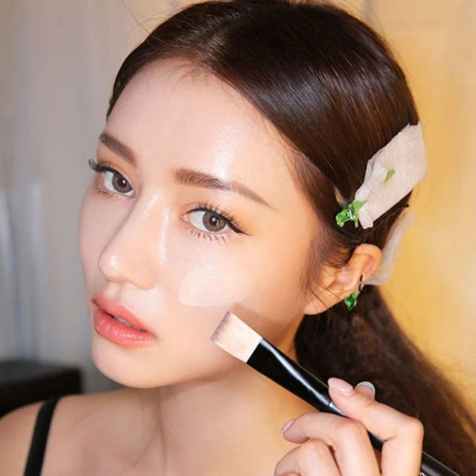 Mẹ bầu không nên đánh nền quá dày