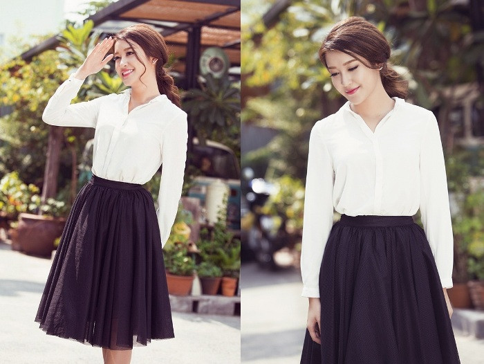 mix chân váy xoè màu đen với áo sơ mi trắng