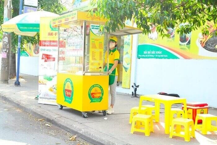 Mô hình xe bán cháo khởi nghiệp Cây Thị