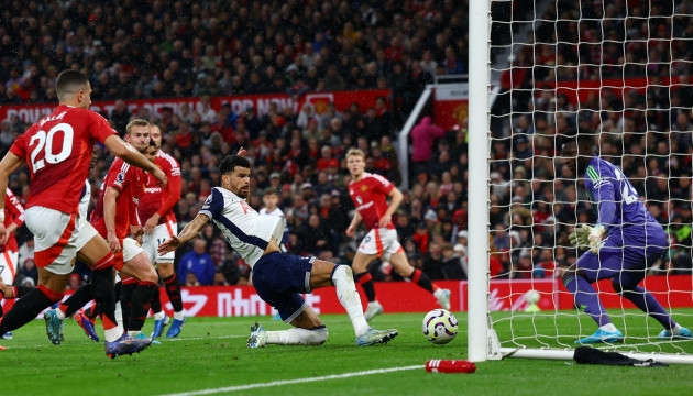 Neville và Keane dự đoán Tottenham vs Man Utd: Quỷ đỏ sẽ giành chiến thắng?