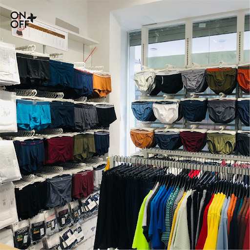 Mua quần lót nam phù hợp tại cửa hàng ONOFF
