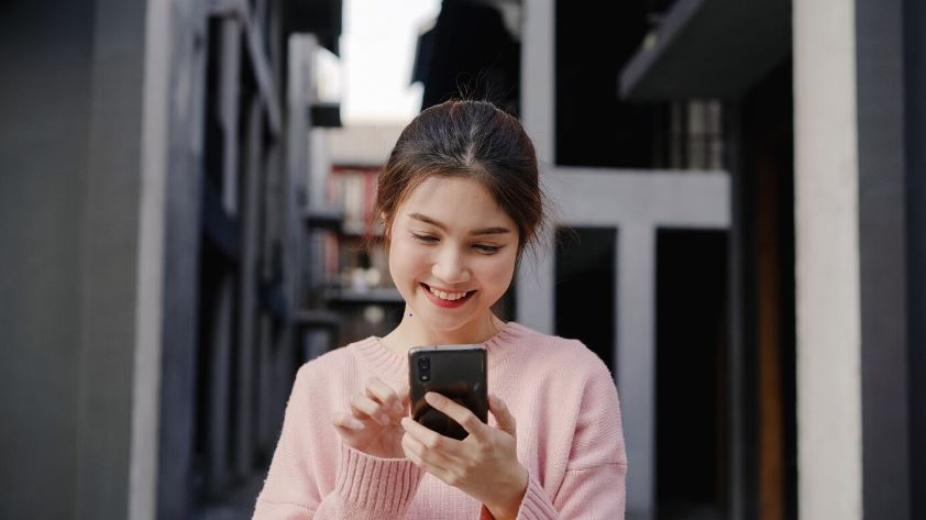 Nghĩ Luận Về Một Vấn Đề Xã Hội Trong Tác Phẩm Văn Học