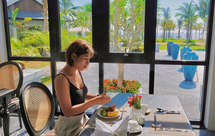 Nhà hàng Bình Minh tại Bliss Hội An Beach Resort