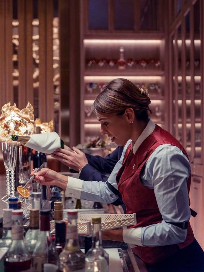 Nhà hàng ở khách sạn Beverly Hills Hotel