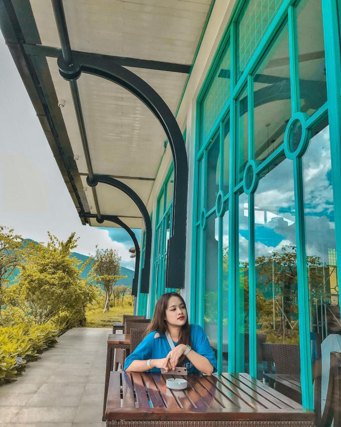 Nhà hàng sang trọng với không gian mở