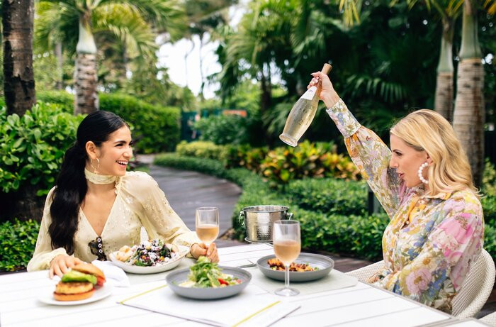 Nhà hàng tại Fontainebleau Miami Beach
