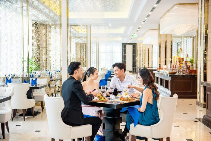 Nhà hàng tại Vinpearl Tây Ninh