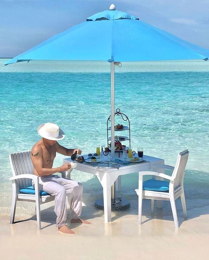 Những món ăn thưởng thức bên bờ biển.