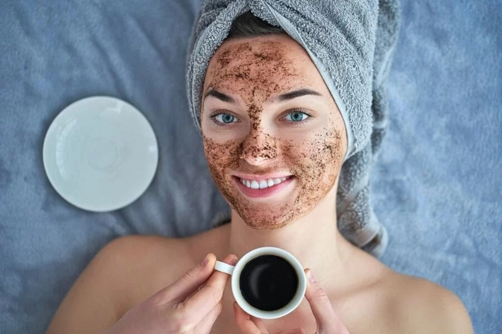 Những nguy cơ có thể gặp phải khi sử dụng bã cà phê để dưỡng trắng da mặt
