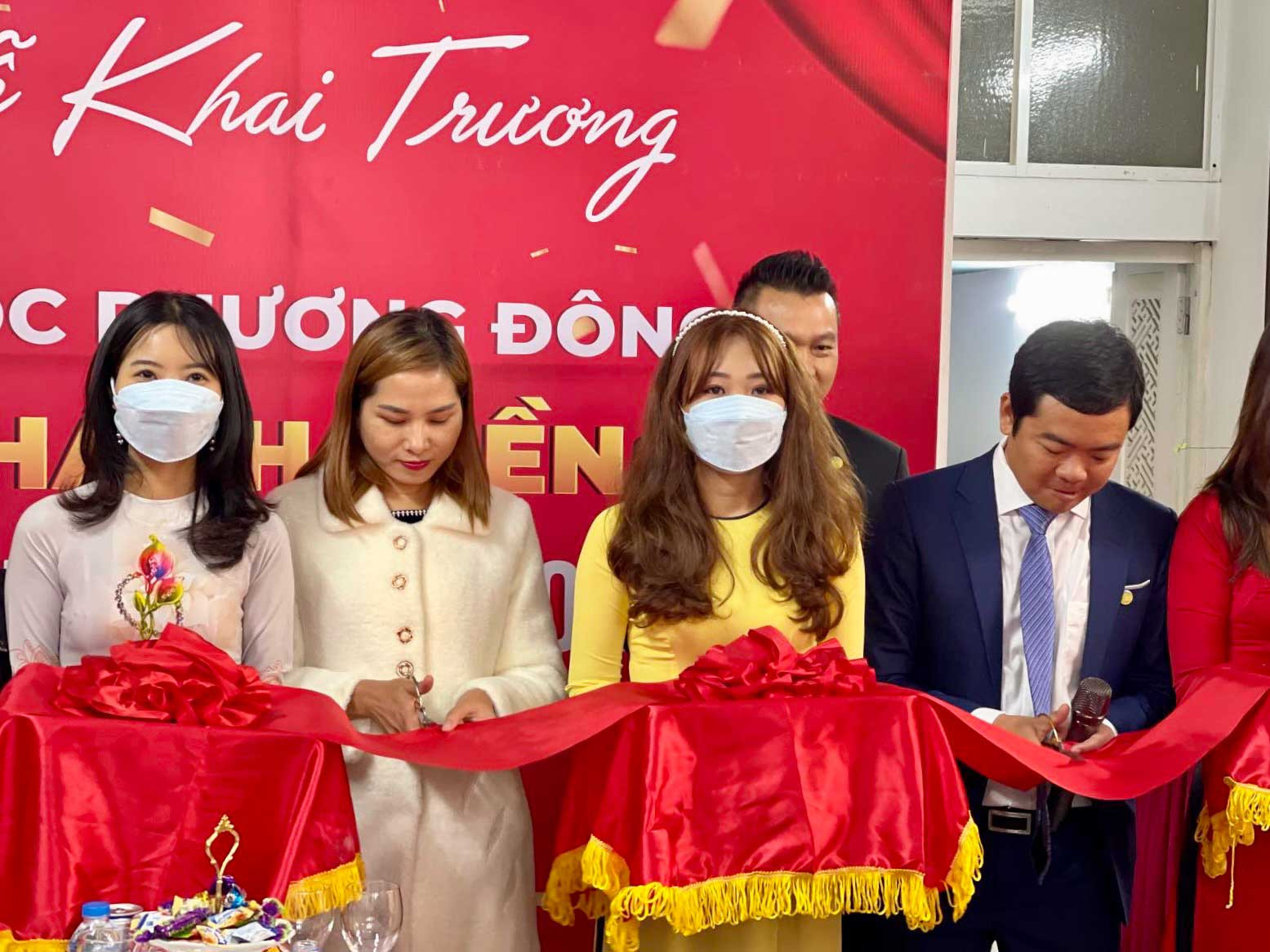 Những vòng hoa chúc mừng sự kiện
