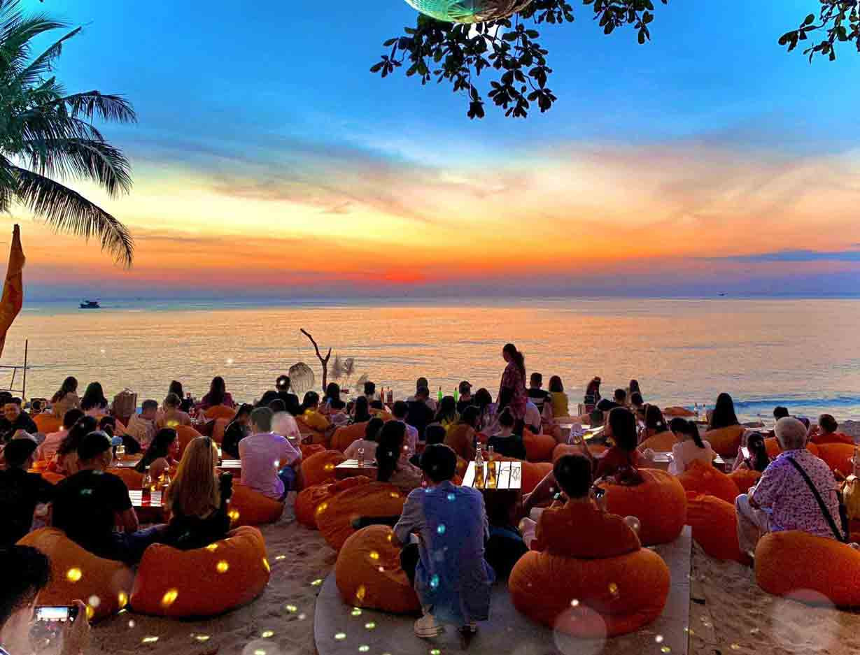 Ốc Sên Beach Bar - điểm check-in nổi tiếng tại Phú Quốc