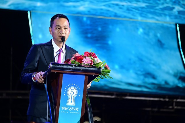 Ông Nguyễn Đức Quang – Phó Tổng Giám đốc Kinh doanh và Marketing Vinhomes miền Trung &amp; miền Nam nhấn mạnh về tiềm năng vượt trội của The 5Way Phú Quốc – Life Concepts