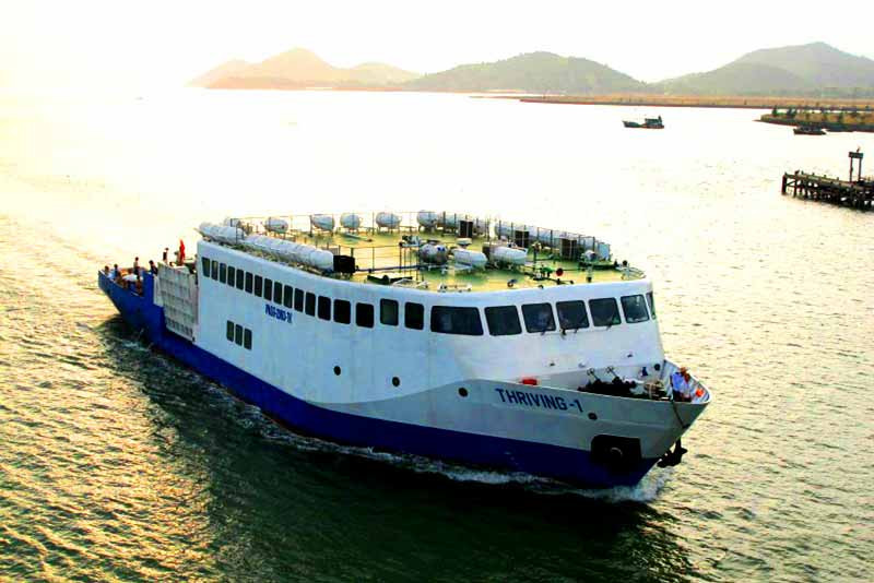 Phà Thạnh Thới đưa xe máy đến Phú Quốc