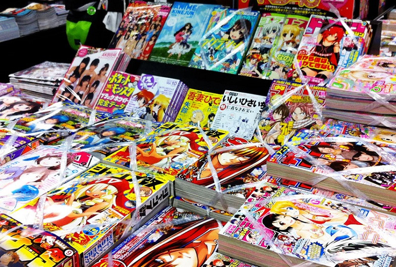 Phát hành tạp chí manga định kỳ