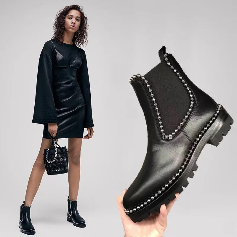 Phối đồ với giày boots nữ chelsea