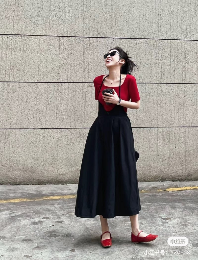 Phối đồ với màu đỏ và đen