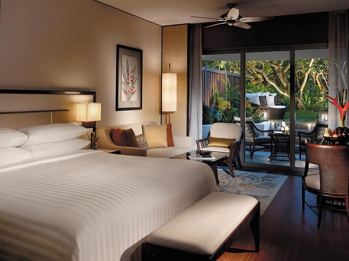 Phòng Garden Wing tại Shangri-La Singapore.