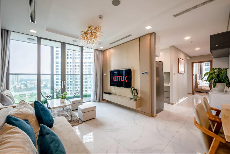 Phòng tắm tiện nghi với bồn tắm