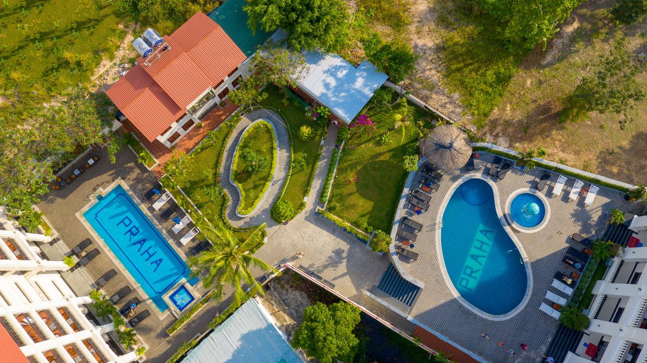 Praha Hotel Phú Quốc