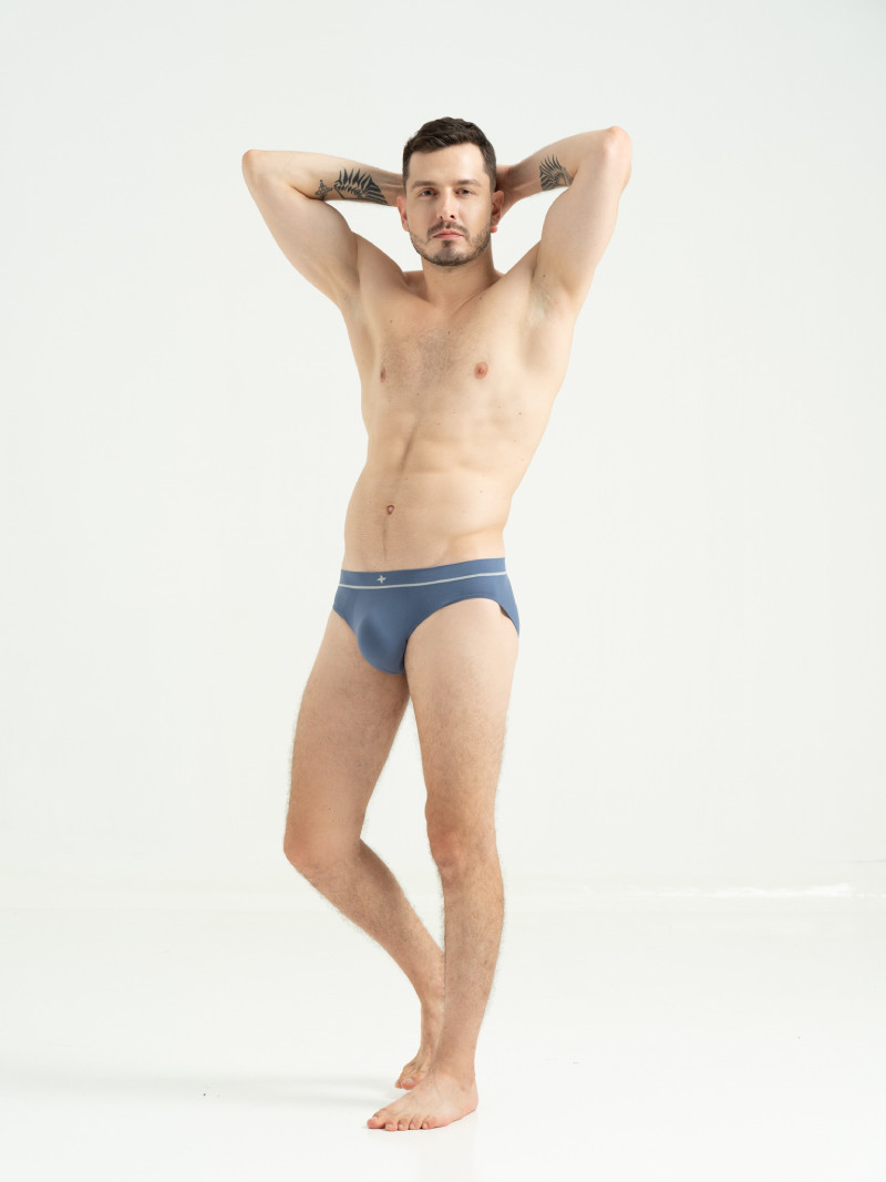 Quần lót nam seamless brief dệt mesh