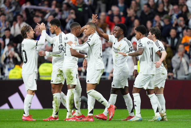 Real 2-1 Rayo: Show diễn của “song sát”; Cao tay như Ancelotti