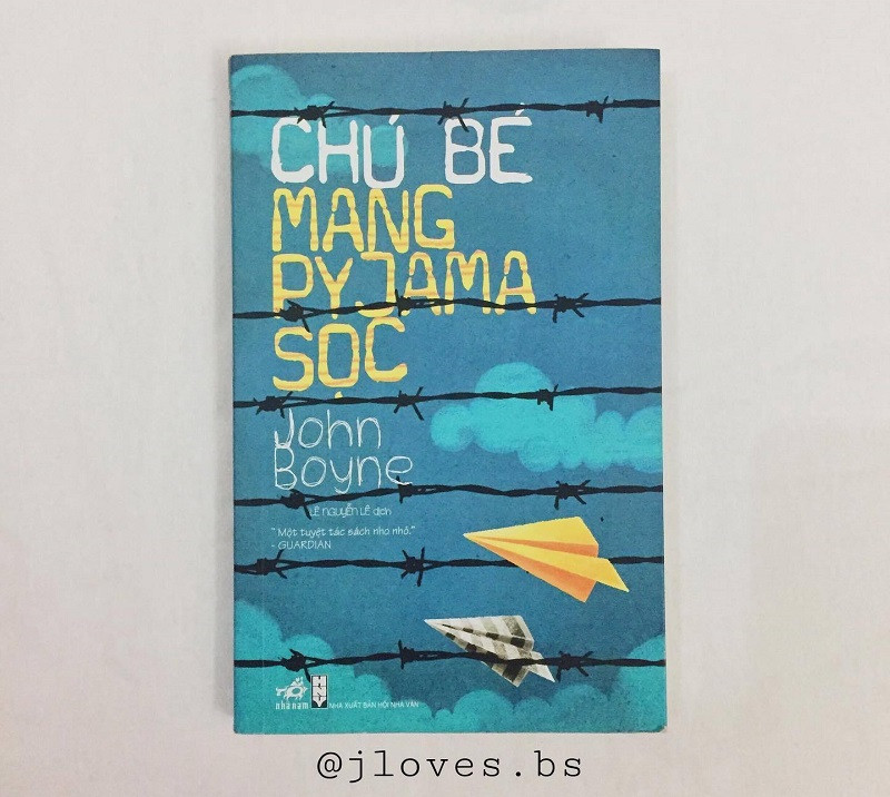 Review sách Chú bé mang Pyjama sọc của Jlove