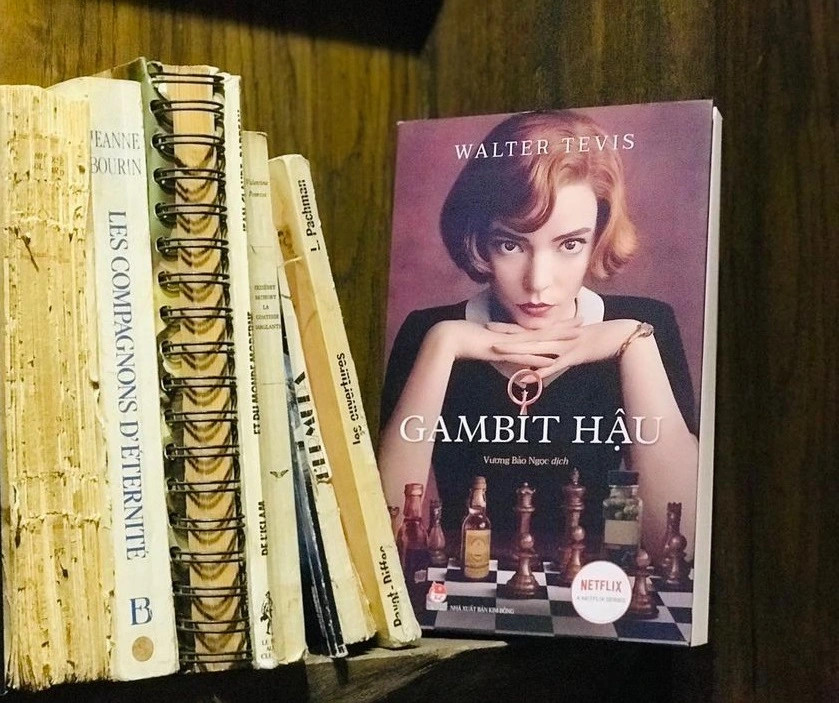 Review sách Gambit Hậu – Walter Tevis