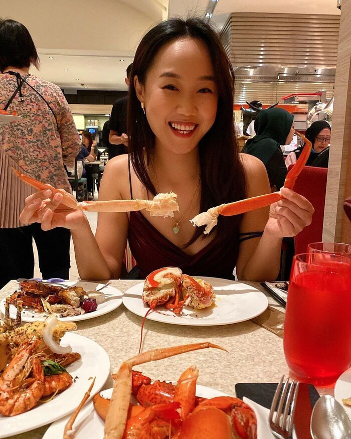 Royal Plaza on Scotts Singapore – Buffet thượng hạng tại nhà hàng Carousel