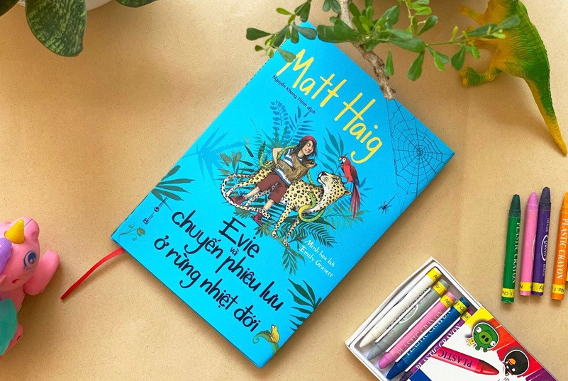 sách Evie và chuyến phiêu lưu ở rừng nhiệt đới