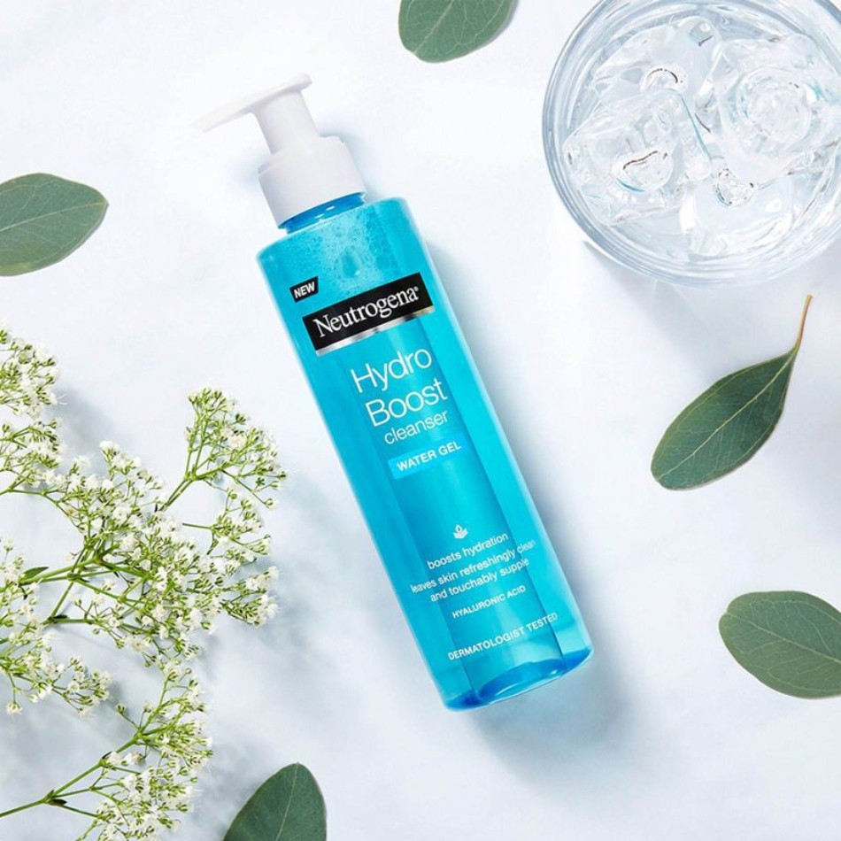 Sản phẩm sữa rửa mặt Neutrogena Hydro Boost cho làn da thiên khô
