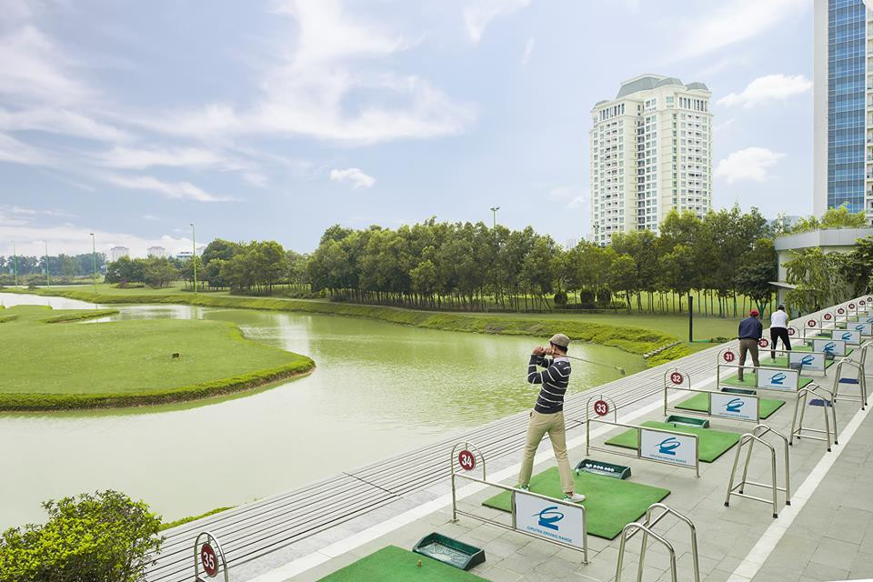 Sân tập golf Ciputra Club