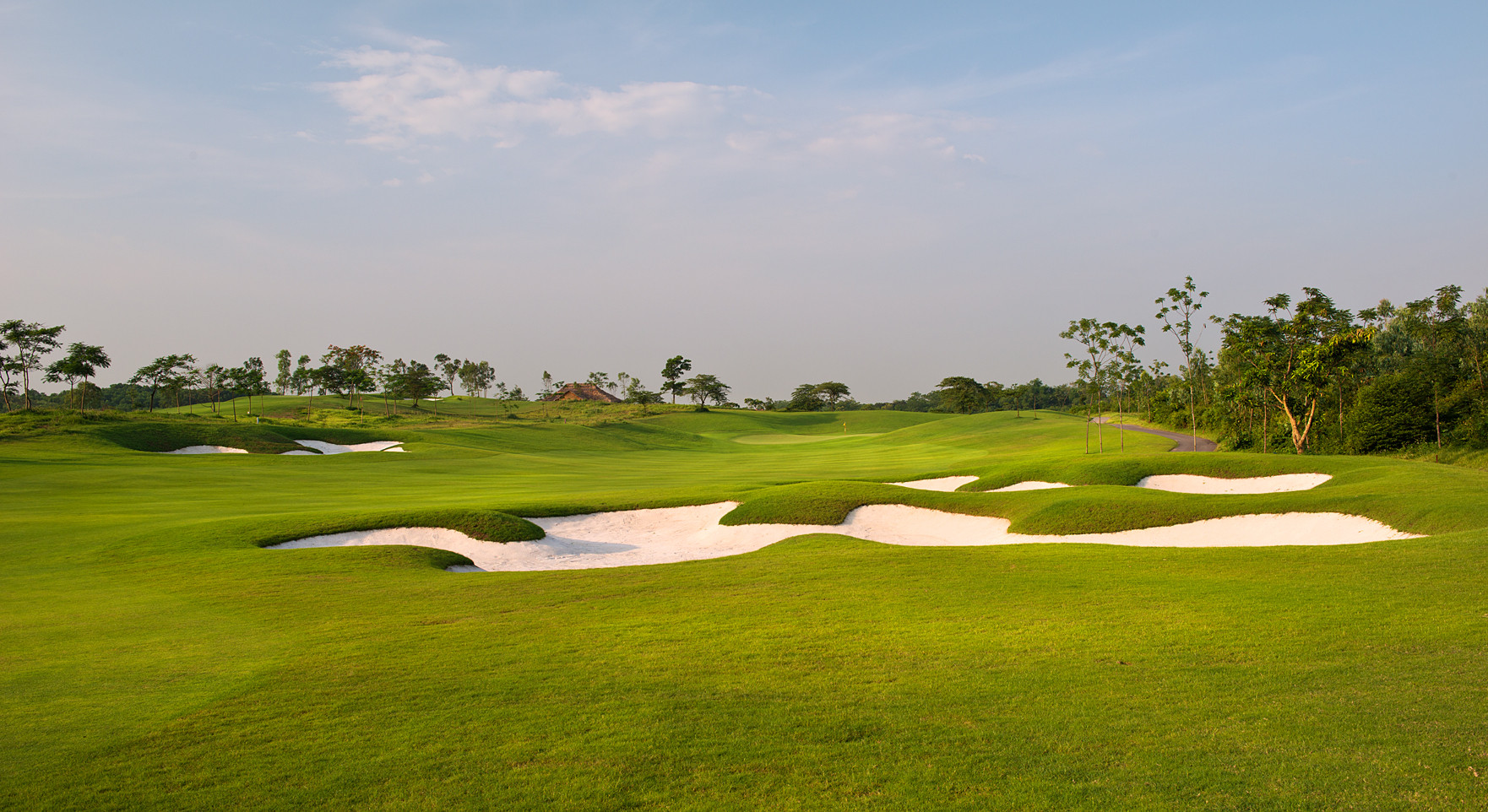 Sân tập golf Sky