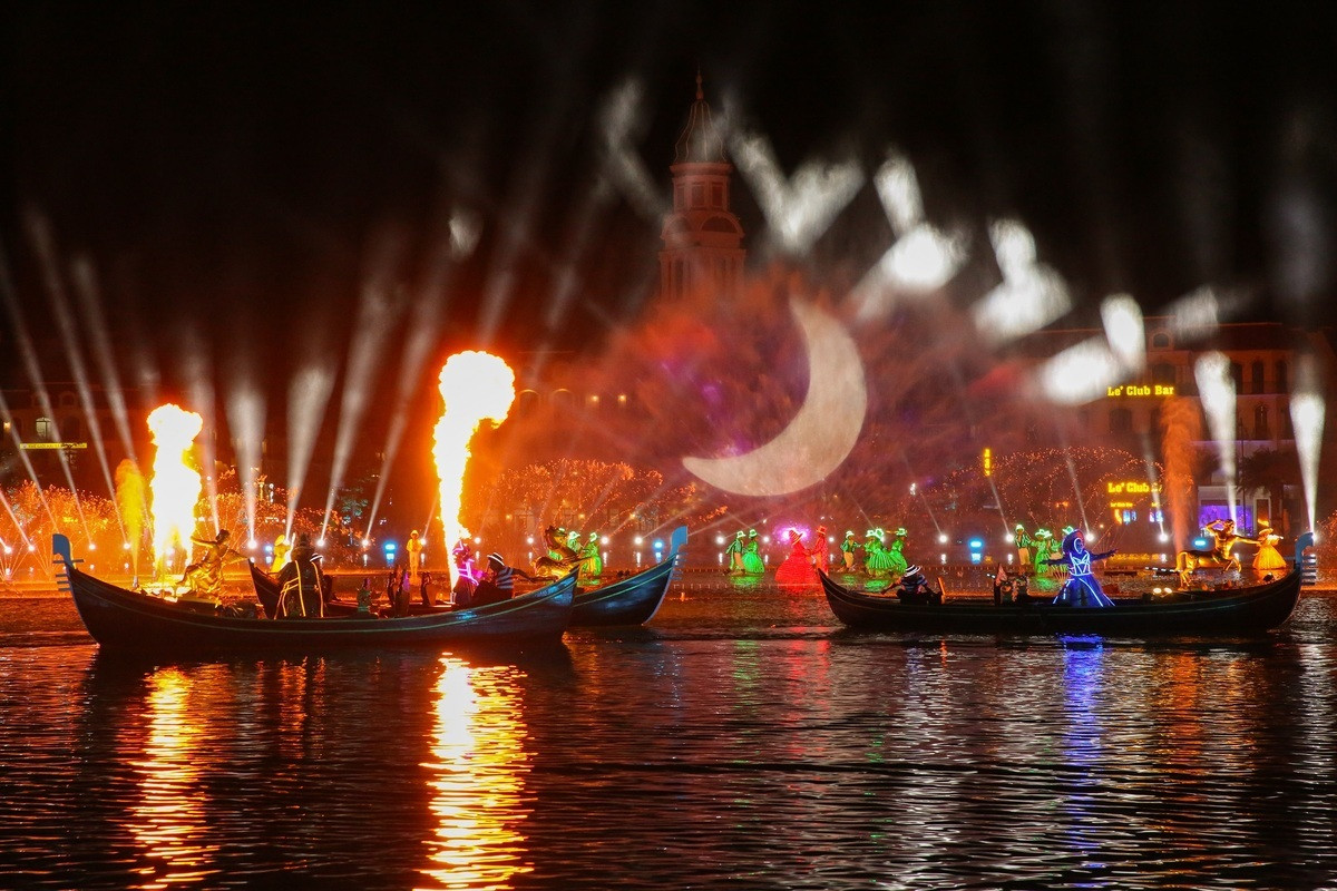 Show Sắc màu Venice miễn phí tại Grand World Phú Quốc