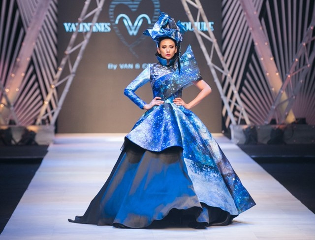 Siêu mẫu Võ Hoàng Yến