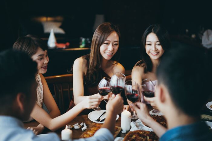 Singapore Marriott Tang Plaza - Thưởng thức món ăn tại nhà hàng Crossroads