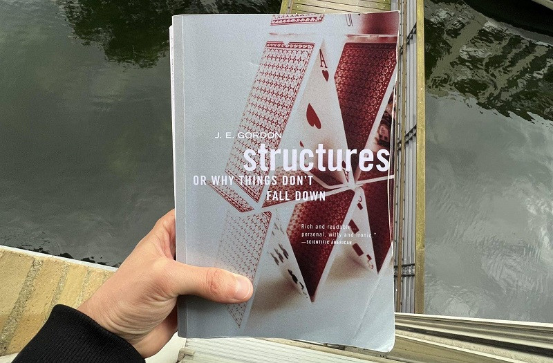 Structures: Or Why Things Don’t Fall Down