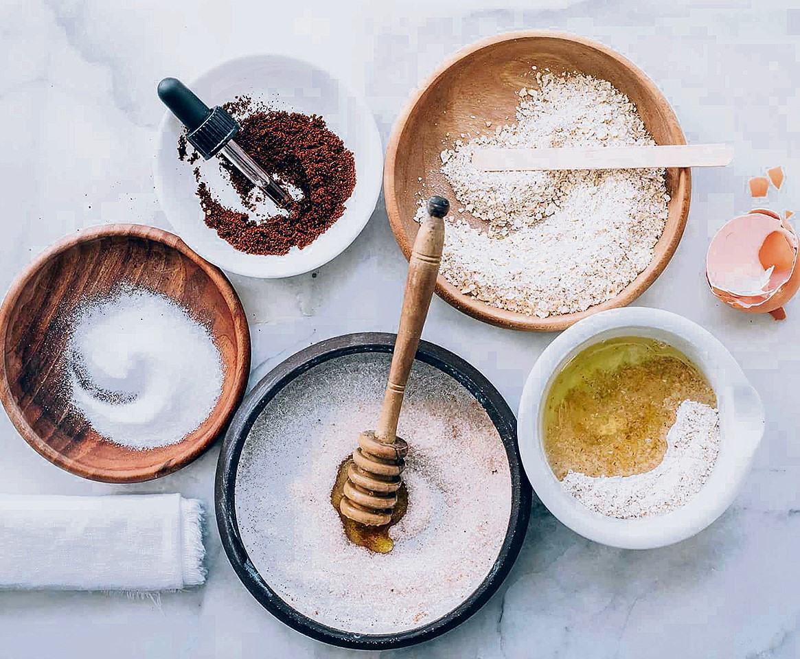 Sử dụng các chất tẩy tự nhiên