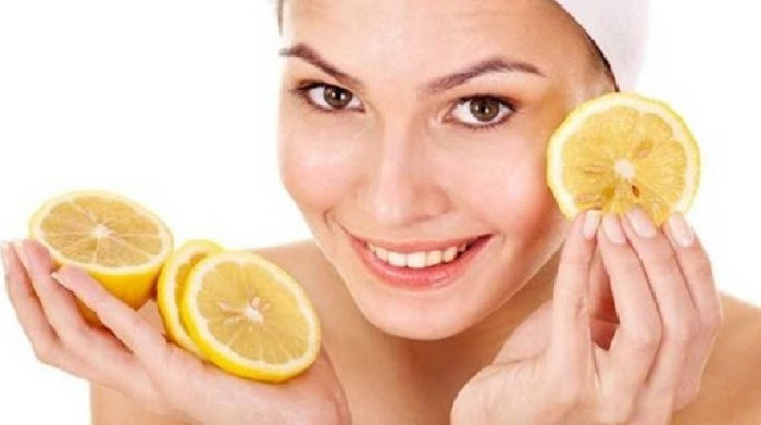 Sử dụng nước cốt chanh để làm sáng da