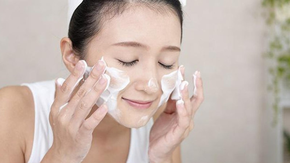 8 Cách Chăm Sóc Da Yếu Mỏng Nhanh Chóng Tái Tạo Sức Khỏe