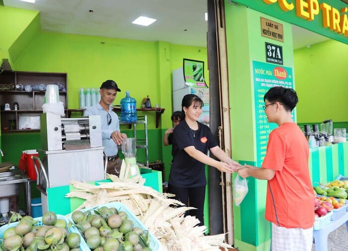 Sử dụng thêm hoa quả làm nước ép