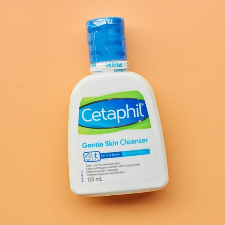 Sữa Rửa Mặt Cetaphil Làm Sạch Sâu Da Nhạy Cảm