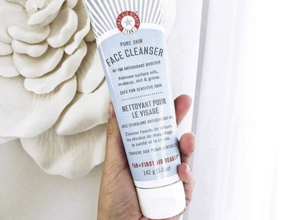 Sữa Rửa Mặt First Aid Beauty