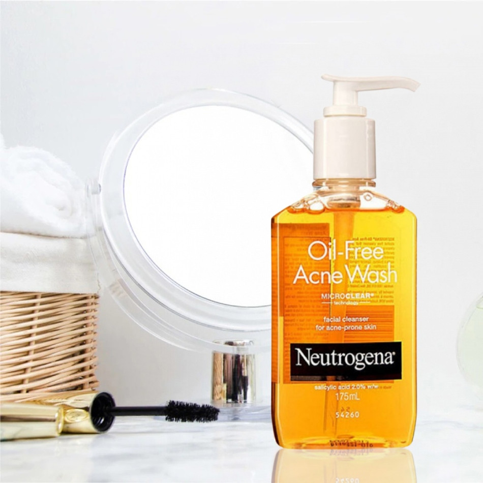 Sữa Rửa Mặt Neutrogena
