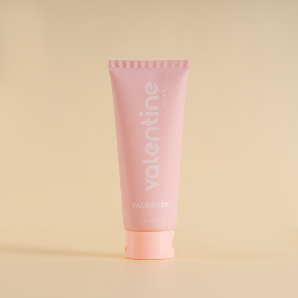 Sữa rửa mặt Valentine Face Wash cho mọi loại da