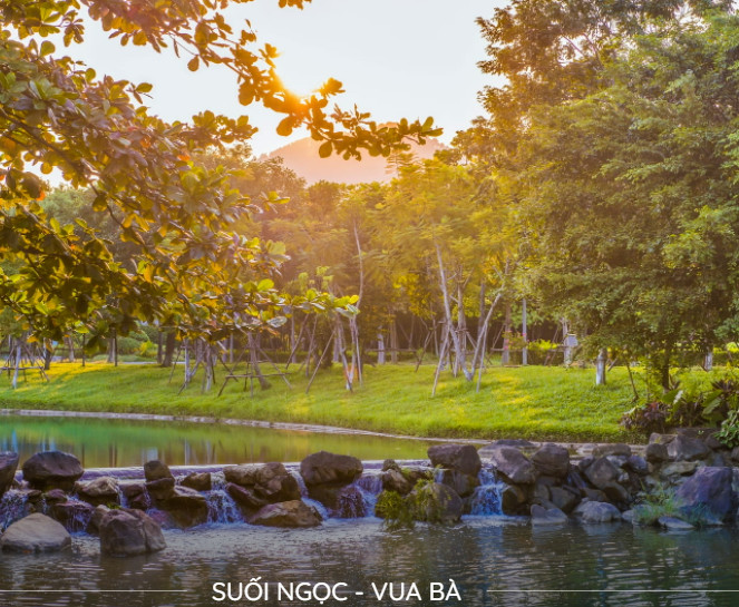 Suối Ngọc tại Xanh Villas
