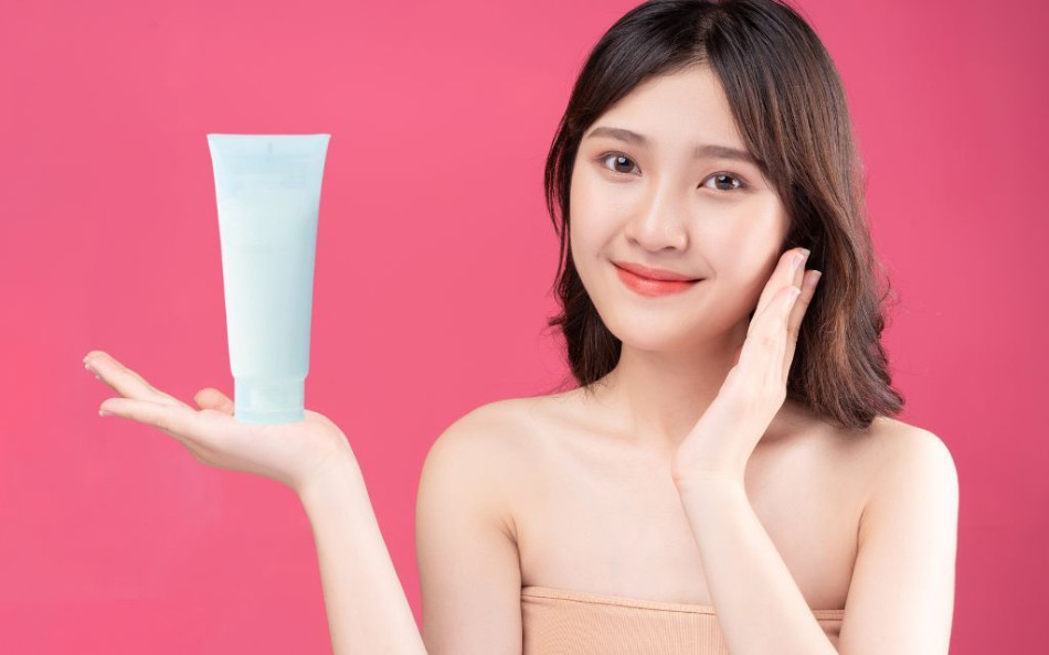 13 Loại Sữa Rửa Mặt Dành Cho Da Thường Đang Hot Nhất Năm Nay