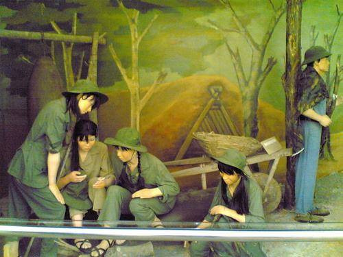📝 Tìm Hiểu Tác Phẩm “Những Ngôi Sao Xa Xôi” Của Tác Giả Lê Minh Khuê
