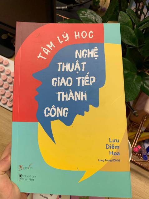 Tâm lý học giao tiếp là gì? Lợi ích của việc đọc sách tâm lý học giao tiếp dành cho bạn trẻ